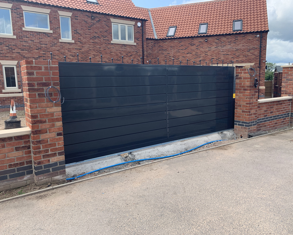 Electric Sliding Gates